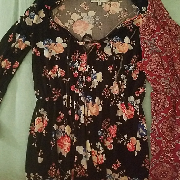 Rompers - Picture 2 of 3